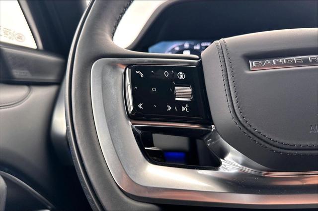 2025 Land Rover Range Rover P530 SE