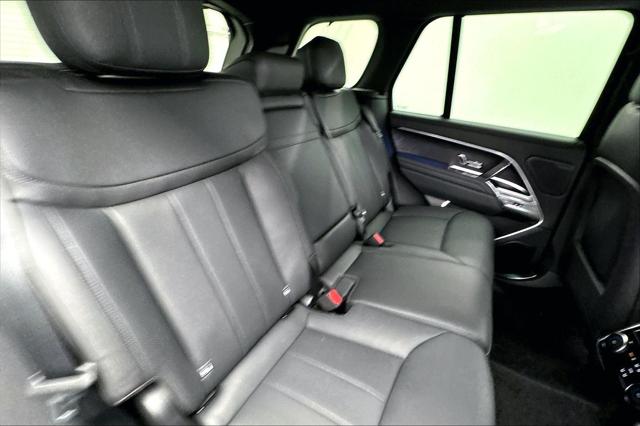 2025 Land Rover Range Rover P530 SE