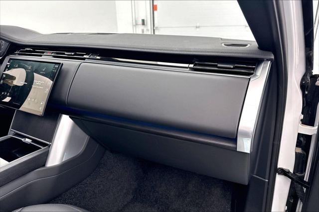 2025 Land Rover Range Rover P530 SE