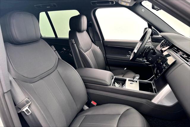 2025 Land Rover Range Rover P530 SE