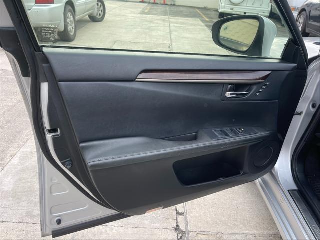 2013 Lexus ES 350 Sedan