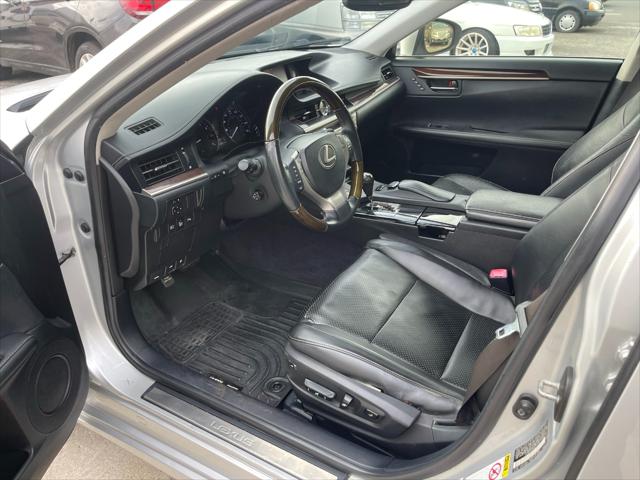 2013 Lexus ES 350 Sedan