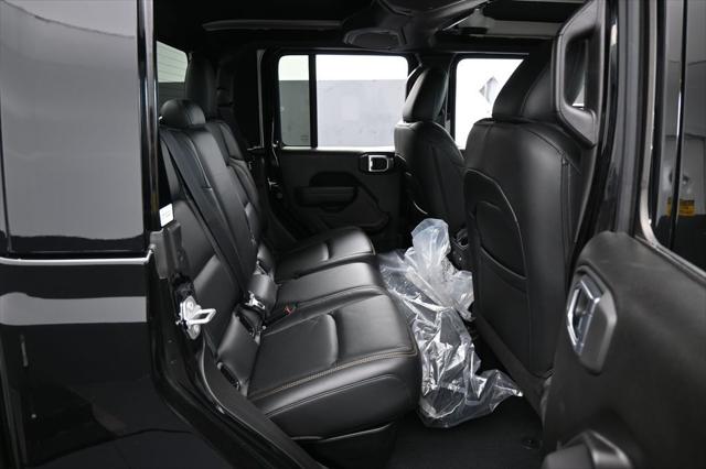 2024 Jeep Gladiator Sport