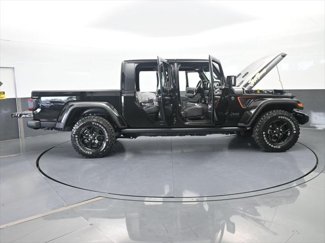 2024 Jeep Gladiator Sport
