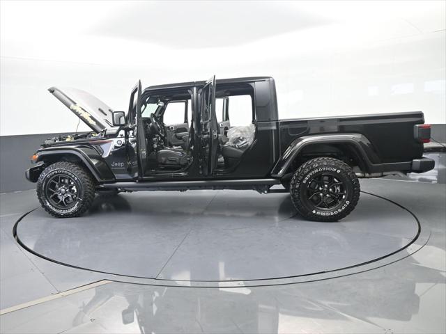 2024 Jeep Gladiator Sport
