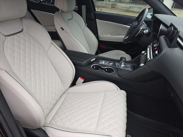 2025 Genesis G70 3.3T RWD Sport Advanced
