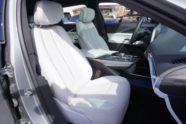2025 Cadillac iQ Sport 1 RWD