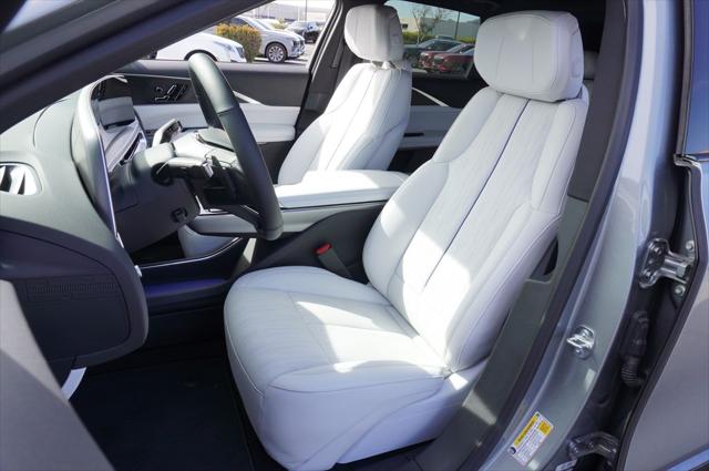 2025 Cadillac iQ Sport 1 RWD