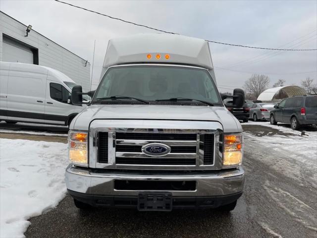 2019 Ford E-350 Cutaway Cargo Cutaway 6.2