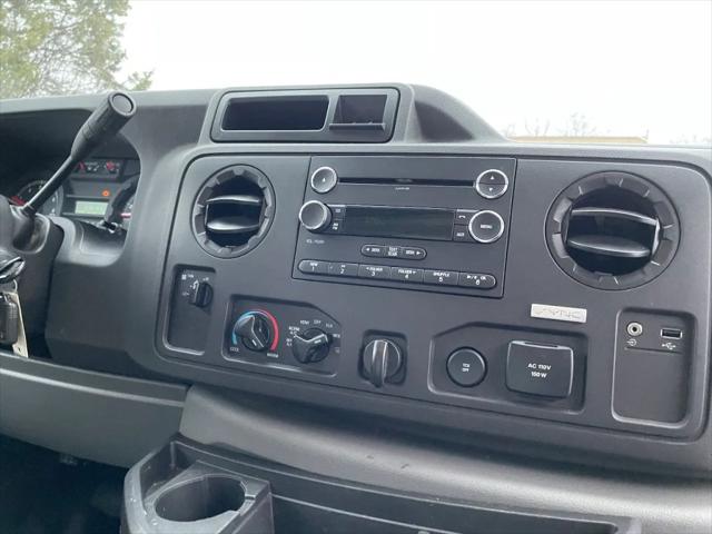 2019 Ford E-350 Cutaway Cargo Cutaway 6.2
