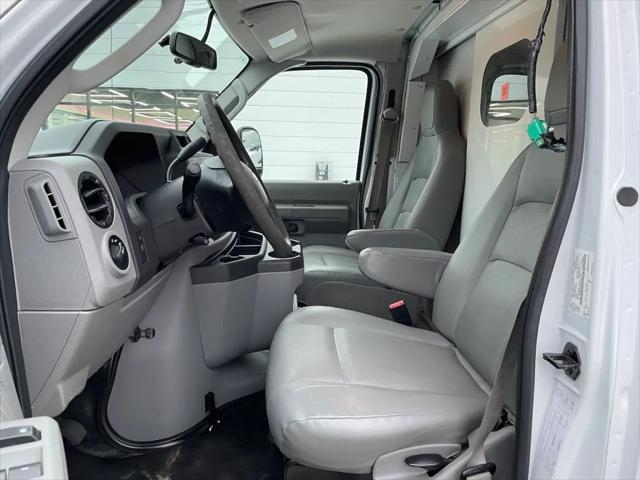 2019 Ford E-350 Cutaway Cargo Cutaway 6.2