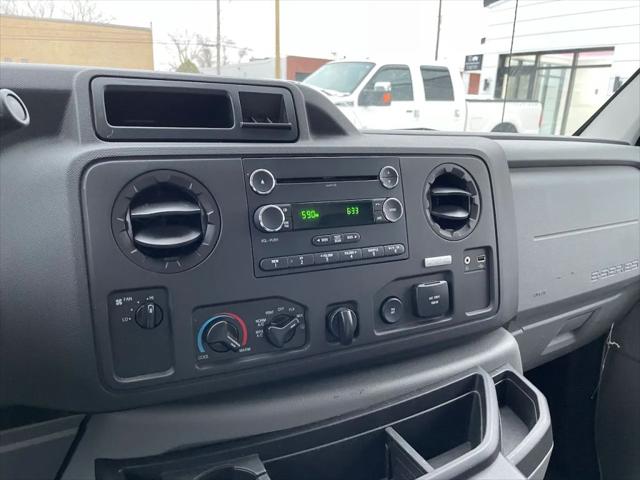 2019 Ford E-350 Cutaway Cargo Cutaway 6.2