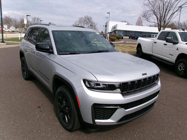 2026 Jeep Grand Cherokee Altitude 4x4