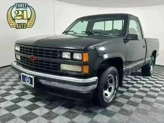 1989 Chevrolet 1/2 Ton Pickup Base for sale in Spanaway, WA