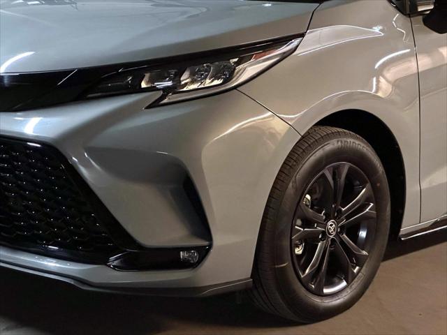 2026 Toyota Sienna XSE [9]