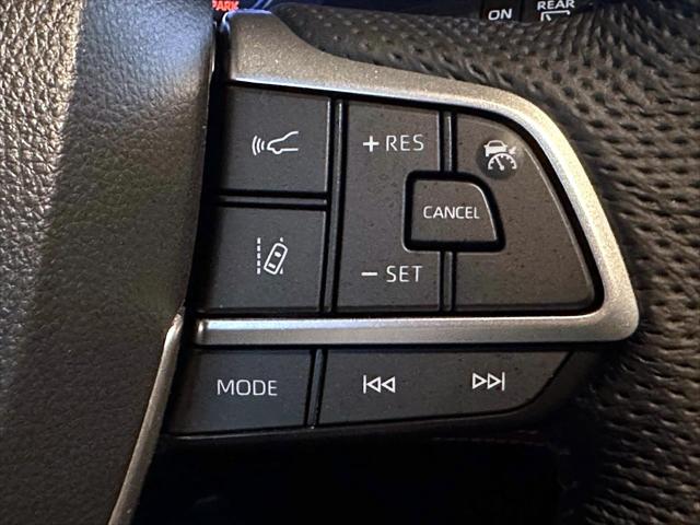 2026 Toyota Sienna XSE [24]