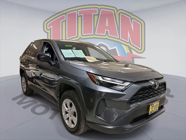 2025 Toyota RAV4 LE [3]