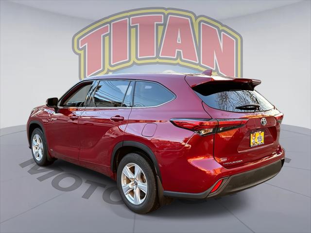 2021 Toyota Highlander Hybrid LE [2]