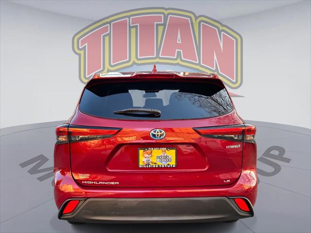 2021 Toyota Highlander Hybrid LE [3]