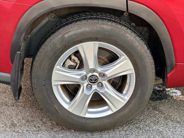 2021 Toyota Highlander Hybrid LE [7]