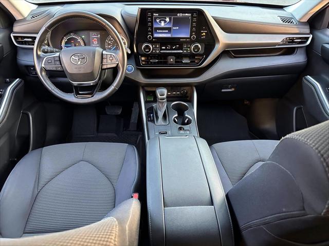 2021 Toyota Highlander Hybrid LE [11]