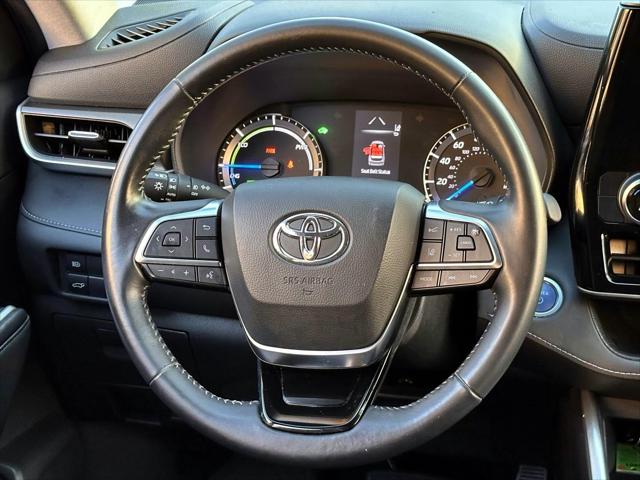 2021 Toyota Highlander Hybrid LE [12]