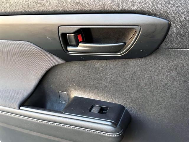 2021 Toyota Highlander Hybrid LE [15]