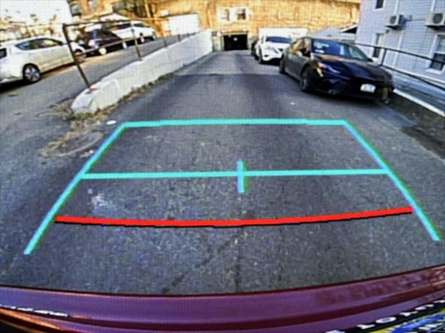 2021 Toyota Highlander Hybrid LE [21]