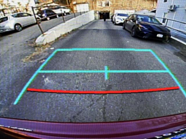 2021 Toyota Highlander Hybrid LE [27]