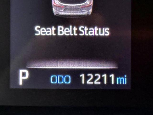 2021 Toyota Highlander Hybrid LE [28]