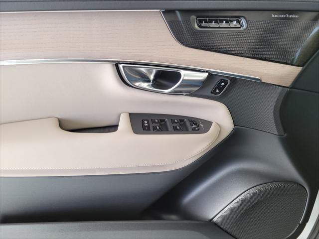 2026 Volvo XC90 Plus, B6 AWD Gas (mild hybrid), Gasoline, Bright, 7 Seats