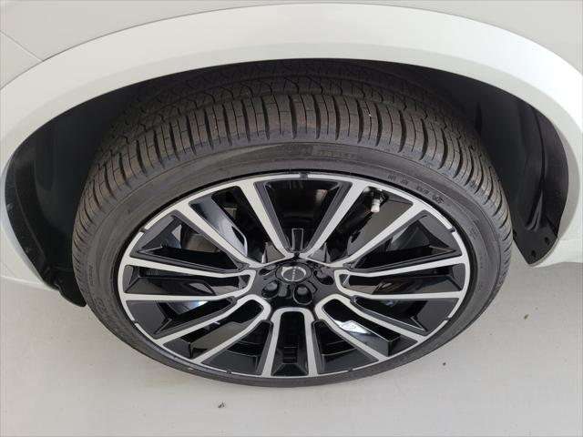 2026 Volvo XC90 Ultra, B6 AWD Gas (mild hybrid), Gasoline, Bright, 6 Seats
