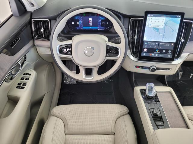 2026 Volvo XC90 Ultra, B6 AWD Gas (mild hybrid), Gasoline, Bright, 6 Seats