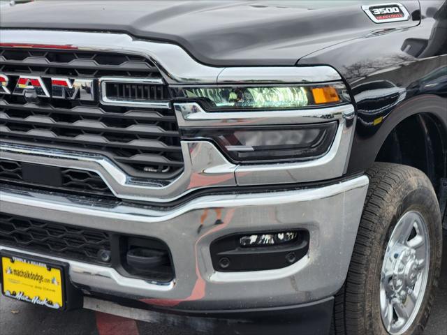 2026 Ram 3500 Tradesman Crew Cab 4x4 8' Box