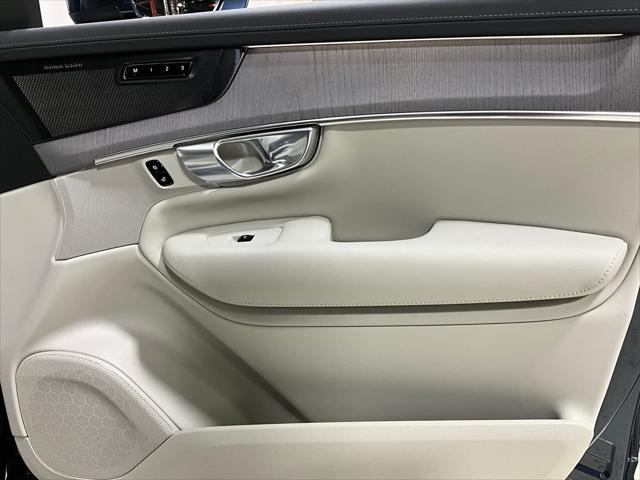 2026 Volvo XC90 Plug-In Hybrid Ultra, T8 AWD, Electric/Gasoline, Bright, 7 Seats