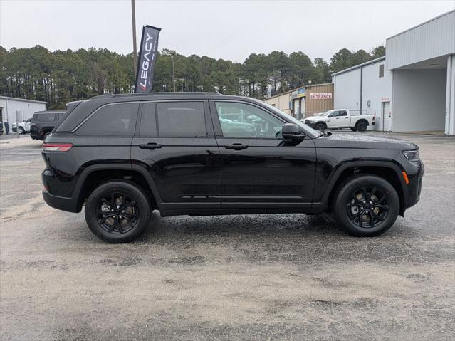 2026 Jeep Grand Cherokee Altitude 4x4