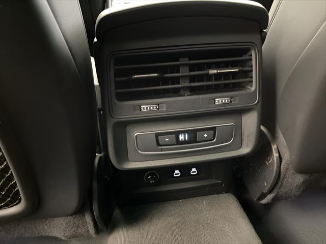 2024 Audi Q7 Premium Plus 45 TFSI quattro Tiptronic