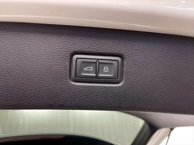 2024 Audi Q7 Premium Plus 45 TFSI quattro Tiptronic