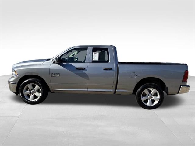 2024 RAM 1500 Classic SLT Quad Cab 4x4 64 Box