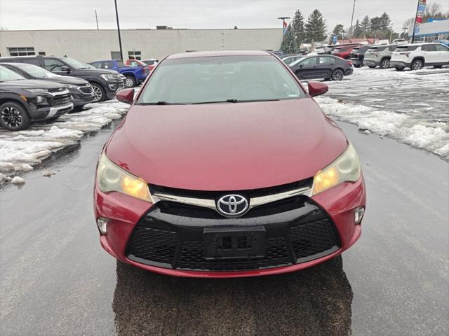 2016 Toyota Camry SE