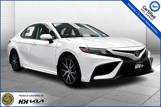 2022 Toyota Camry SE