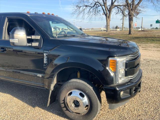 2017 Ford F-350 LARIAT 2017 Ford F-350 LARIAT