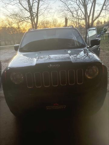 2017 Jeep Renegade Latitude 4x4 2017 Jeep Renegade Latitude 4x4