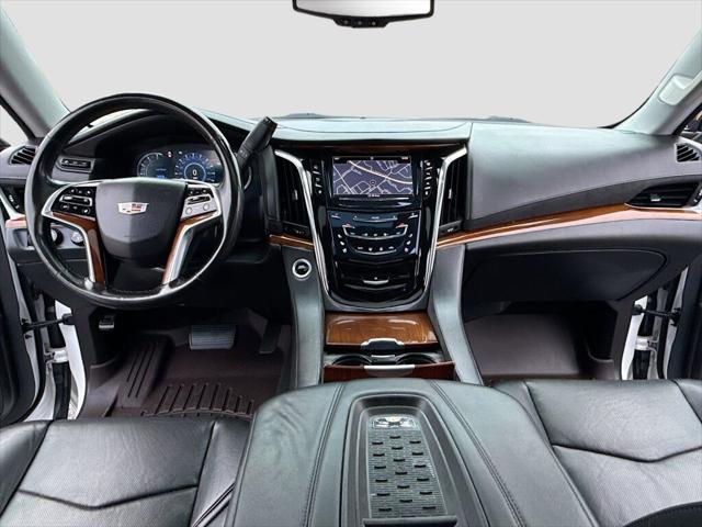 2016 Cadillac Escalade ESV Luxury Collection