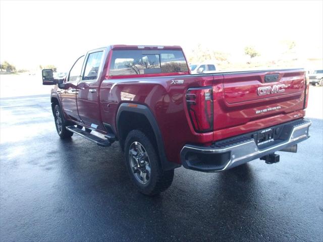 2025 GMC Sierra 2500HD 4WD Crew Cab Standard Bed SLT