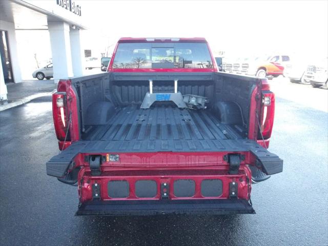 2025 GMC Sierra 2500HD 4WD Crew Cab Standard Bed SLT
