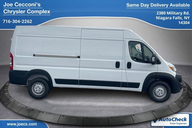 2025 RAM ProMaster 2500 Cargo Van Tradesman High Roof 159 WB w/Pass Seat