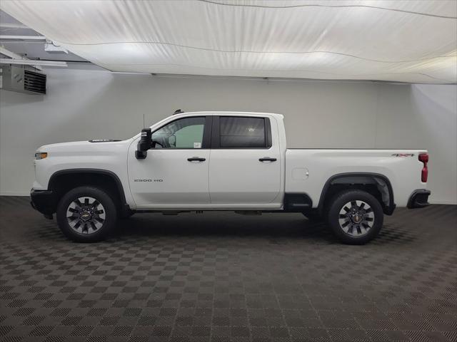 2024 Chevrolet Silverado 2500HD 4WD Crew Cab Standard Bed Custom