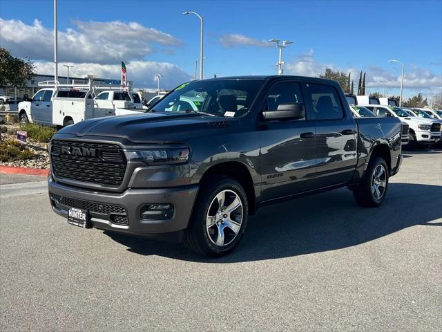 2025 RAM 1500 Tradesman Crew Cab 4x4 57 Box