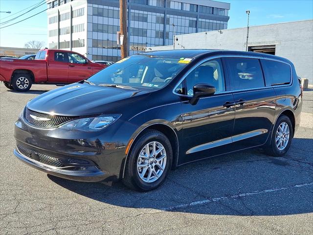 2023 Chrysler Voyager LX 2023 Chrysler Voyager LX